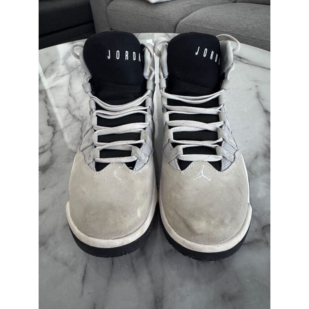 Nike Air Jordan Max Aura High Mens Basketball Shoes Gray - Size 10.5